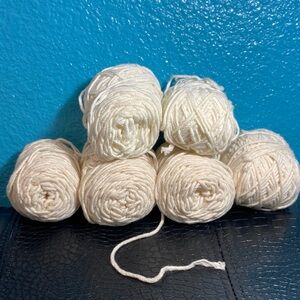 YARN BARGAIN: 4 Creme and 2 White Yarn Bundle